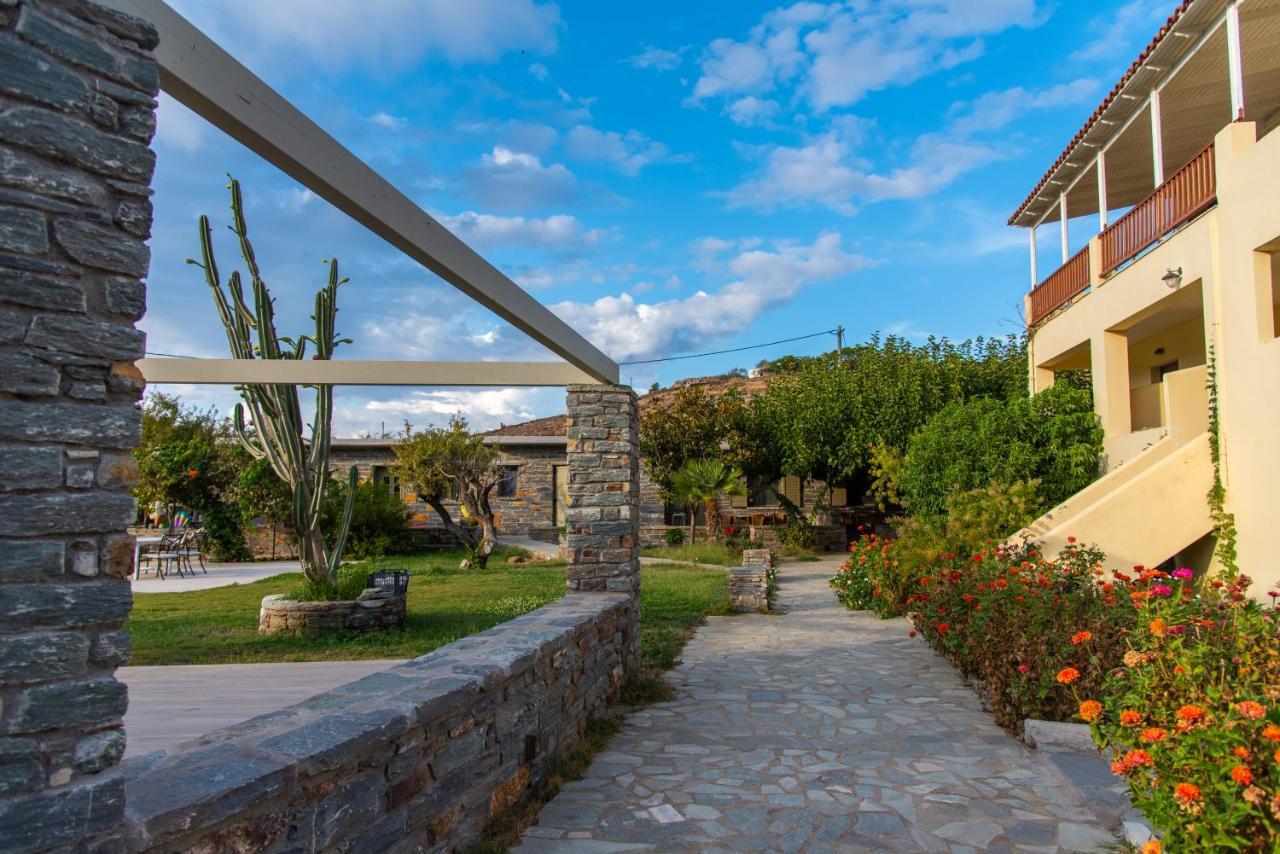 Apartment Holiday Rooms Otzias
