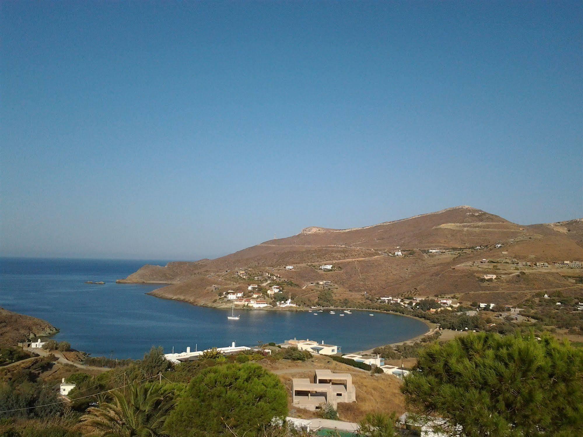 Holiday Rooms Otzias